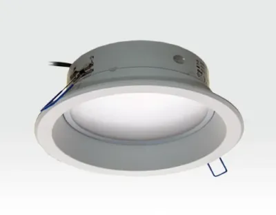 9W LED Einbau Downlight weiß rund Warm Weiß / 2700-3200K 585lm 230VAC IP40 120Grad-Ausstellungsstück mit kleinen Schönheitsfehlern — Bild 2