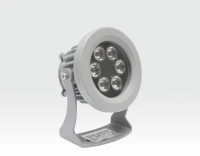 6W LED Strahler rund Neutral Weiß / 4000-4500K 480lm 230VAC IP65 60Grad -Ausstellungsstück mit kleinen Schönheitsfehler